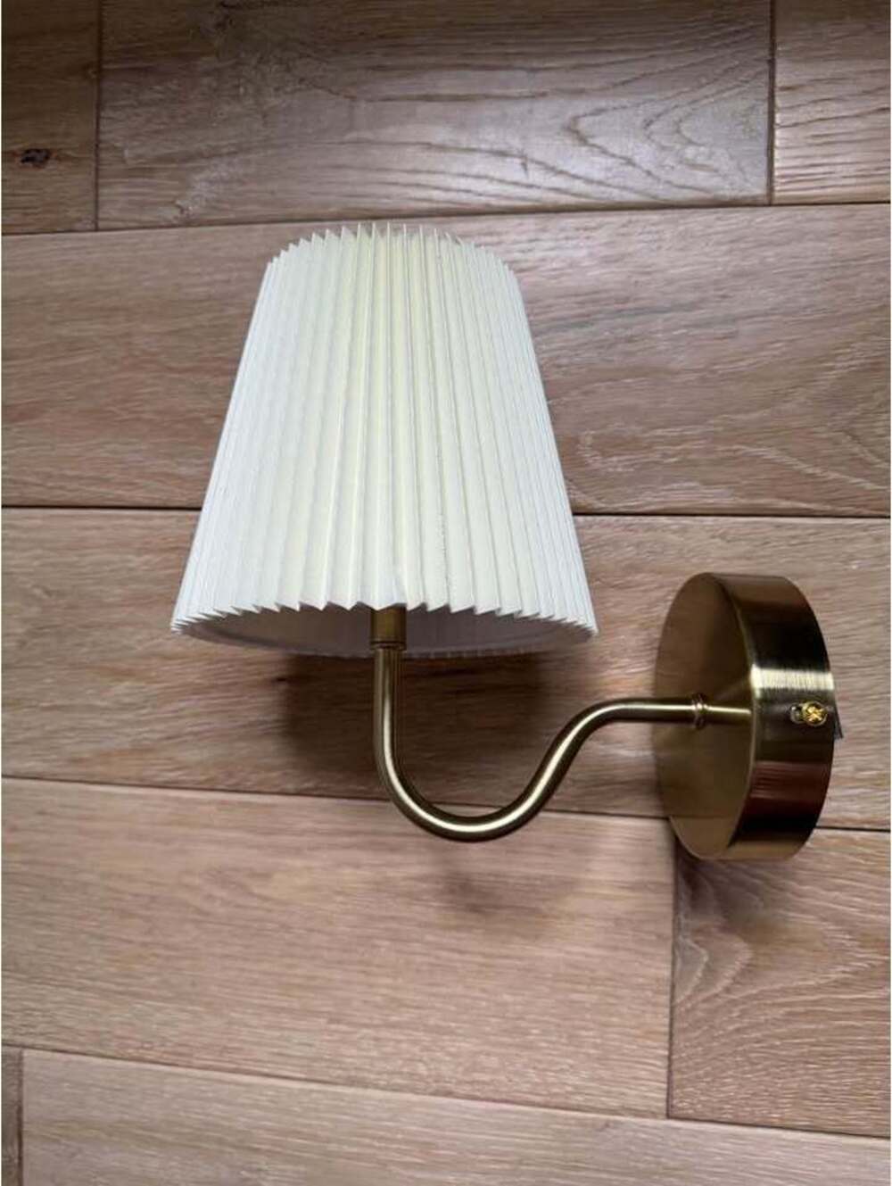 Recharge Sconce - Picture 2 of 4